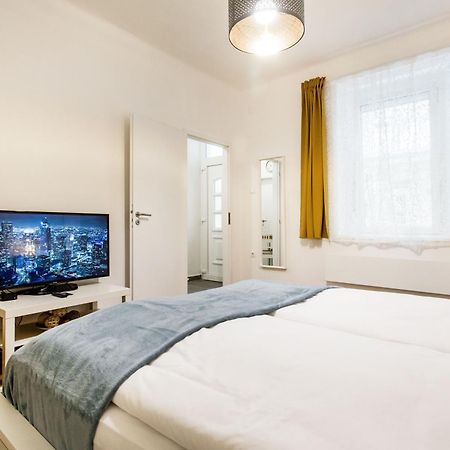 Quiet And Cozy Apartment Near The Danube Budapest Ngoại thất bức ảnh
