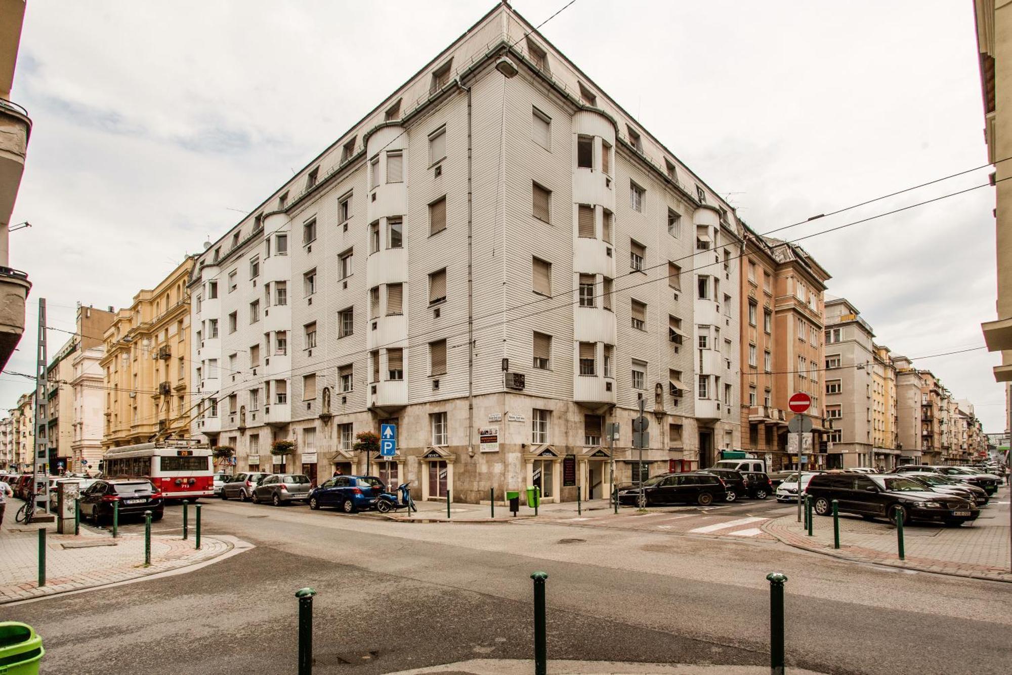 Quiet And Cozy Apartment Near The Danube Budapest Ngoại thất bức ảnh